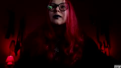 Goddess Amanita online show from October 16, 10:05 am