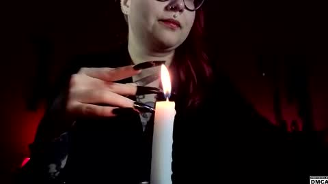 Goddess Amanita online show from February 19, 11:50 am