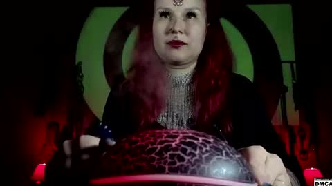 Goddess Amanita online show from April 3, 11:30 am