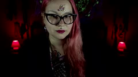 Snapshot of amanita__pantherina chatting on May 13, 11:40 am Goddess Amanita online show from May 13, 11:40 am