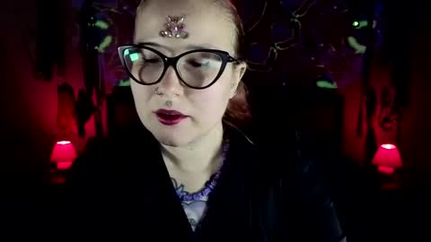 Snapshot of amanita__pantherina chatting on May 14, 12:56 pm Goddess Amanita online show from May 14, 12:56 pm