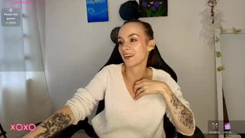 Snapshot of amara_fey chatting on April 23, 9:50 pm Amara Fey online show from April 23, 9:50 pm