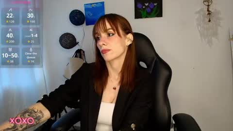 Snapshot of amara_fey chatting on May 6, 10:04 pm Amara Fey online show from May 6, 10:04 pm