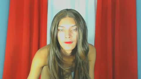 Snapshot of amara_fuck69 chatting on January 16, 8:11 am amara_fuck69 online show from January 16, 8:11 am