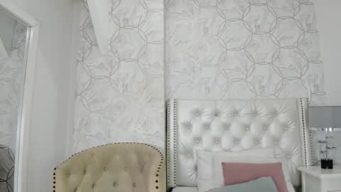 amara_rousse online show from September 20, 11:33 am