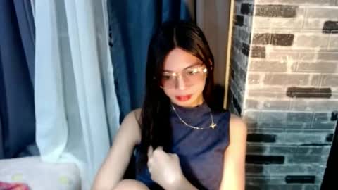 BELLA online show from January 31, 8:40 pm