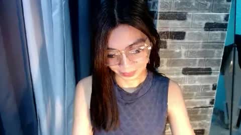 Snapshot of amarabellax chatting on May 13, 8:49 pm BELLA online show from May 13, 8:49 pm