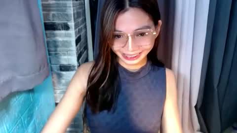 Snapshot of amarabellax chatting on May 29, 11:36 pm BELLA online show from May 29, 11:36 pm