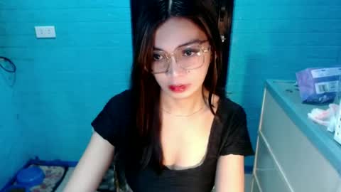 Snapshot of amarabellax chatting on June 15, 8:22 pm BELLA online show from June 15, 8:22 pm