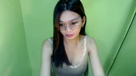 BELLA online show from June 26, 4:06 am