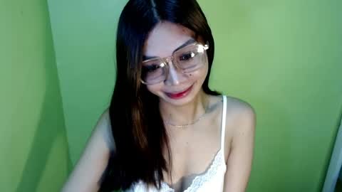 BELLA online show from July 15, 9:42 pm