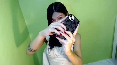 BELLA online show from July 21, 11:40 pm