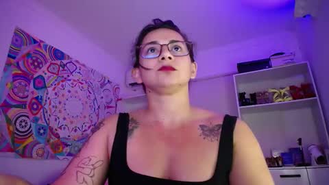 Susan online show from October 21, 11:27 pm