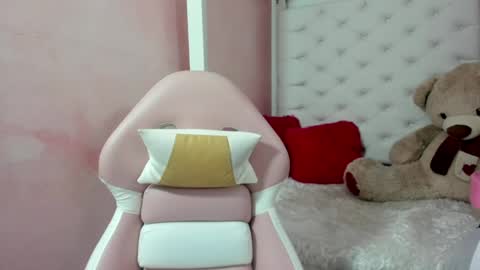 Snapshot of amarantha_milk2 chatting on May 12, 8:39 pm amarantha online show from May 12, 8:39 pm