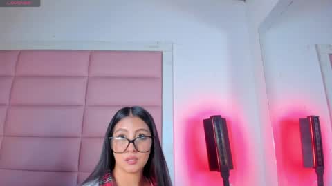 Snapshot of amaranttaylunay chatting on April 29, 8:15 pm amaranttaylunay online show from April 29, 8:15 pm