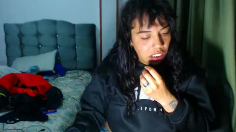 Amara Julia online show from January 14, 3:34 am