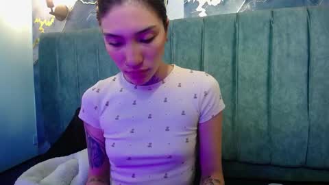 Snapshot of amare_sole chatting on October 19, 11:33 am Amare Sole online show from October 19, 11:33 am