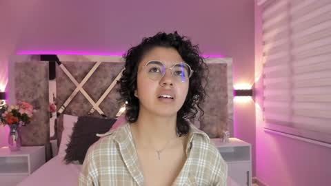 Emily online show from January 28, 4:30 pm