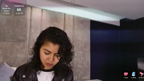 Emily online show from November 24, 11:32 am