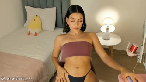  Mar  independent model  online show from May 25, 8:37 pm