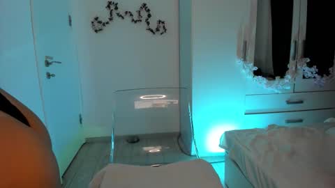 amateur_fitbabex online show from September 14, 6:12 am