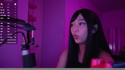 leash online show from January 13, 4:51 am