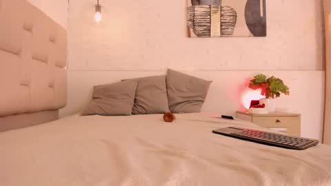  A M A T I S T A   online show from December 20, 12:08 am