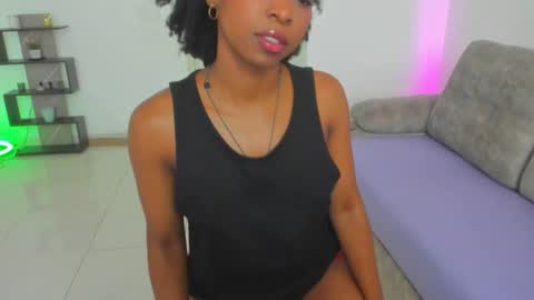 Snapshot of amatiistur chatting on April 7, 8:09 pm Tammy online show from April 7, 8:09 pm