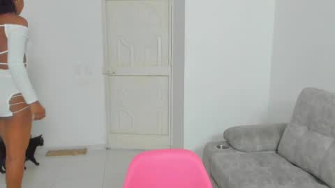 Snapshot of amatiistur chatting on April 26, 11:02 pm Tammy online show from April 26, 11:02 pm