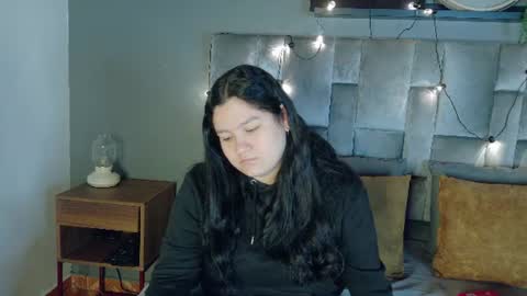 Snapshot of amatistasky__ chatting on June 10, 11:31 am AMATISTA online show from June 10, 11:31 am