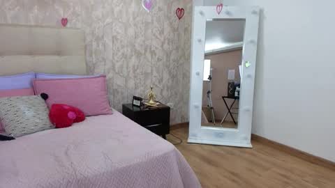 Snapshot of amaya_lirio chatting on March 2, 4:03 am amaya_lirio online show from March 2, 4:03 am