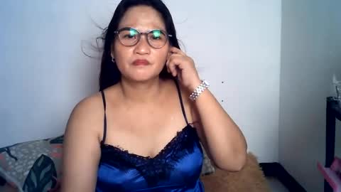 Snapshot of amazing_angel22 chatting on July 25, 10:57 am amazing angel online show from July 25, 10:57 am