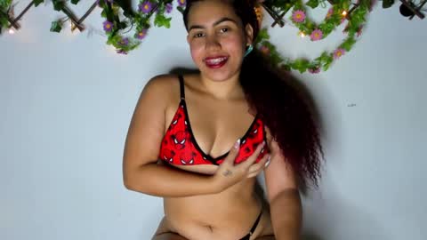 Snapshot of amazing_hardsex69 chatting on January 16, 11:15 am amazing_hardsex69 online show from January 16, 11:15 am
