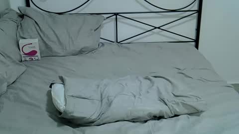 amazingsexygirl online show from February 25, 6:31 pm