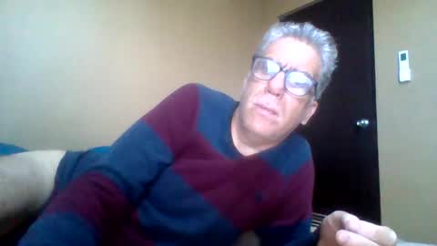 Snapshot of ambar54 chatting on February 18, 5:20 pm ambar54 online show from February 18, 5:20 pm