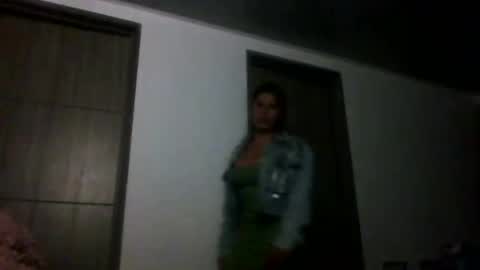 Snapshot of ambar_cortes chatting on February 18, 2:29 am ambar_cortes online show from February 18, 2:29 am