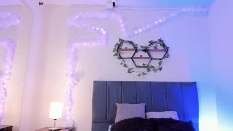 ambar_gh1 online show from April 4, 8:17 pm