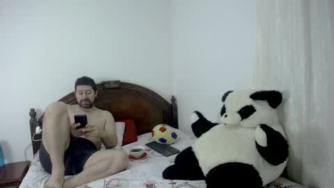 Snapshot of ambar_jacksonn chatting on March 25, 11:27 am Ambar Jackson online show from March 25, 11:27 am