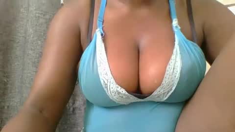 Mia online show from January 13, 12:56 pm