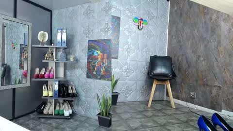 ambar rose2  online show from January 16, 1:04 pm