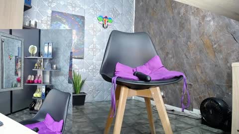 ambar rose2  online show from January 29, 1:38 pm