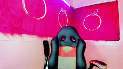 ambar_temptation online show from June 3, 7:08 pm