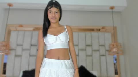  ambar  online show from June 6, 12:21 pm