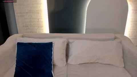 Ambar  online show from March 24, 11:48 am