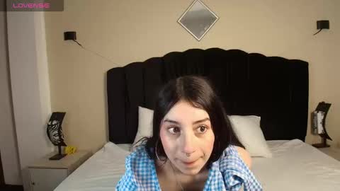Snapshot of ambaross chatting on October 8, 1:20 pm Ambar Ross online show from October 8, 1:20 pm