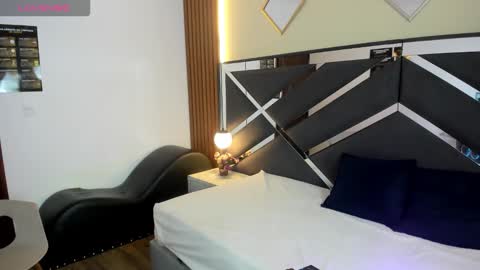 Ambar Ross online show from March 14, 1:16 pm