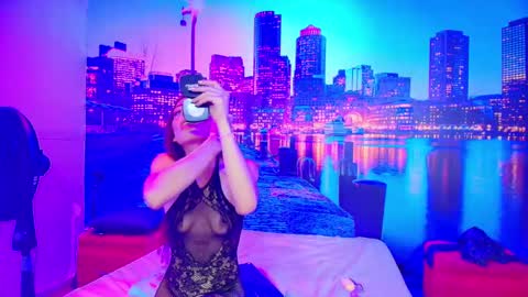 Snapshot of ambel_rose chatting on March 10, 3:56 am ambel_rose online show from March 10, 3:56 am