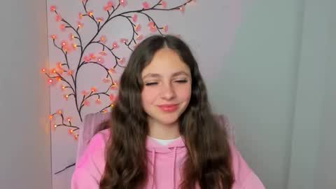 Amber online show from April 5, 5:04 am