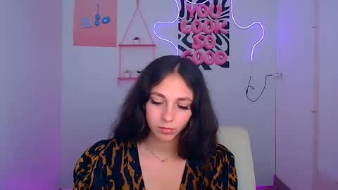 Snapshot of amber__r chatting on July 20, 10:39 am Amber online show from July 20, 10:39 am