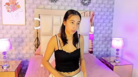 Snapshot of amber_ashfang chatting on April 25, 11:02 am Amber online show from April 25, 11:02 am